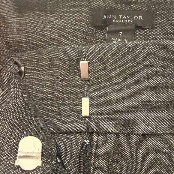 Ann Taylor Size 12 Charcoal Gray Trousers - Picture 5 of 5